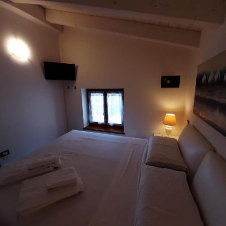 Bmp Apartment Deluxe 1 Jacuzzi Riscaldata Privata Vista Lago Di Garda Brenzone sul Garda Luaran gambar