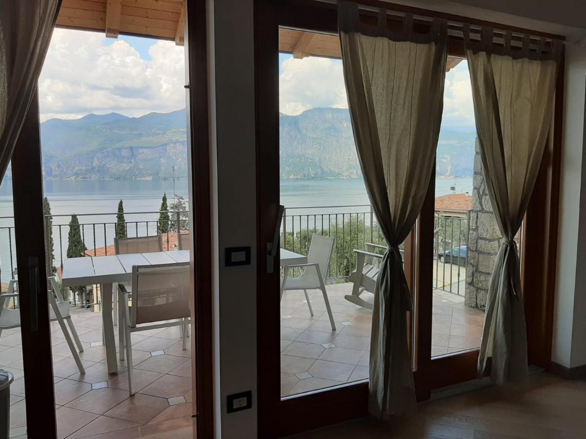 Bmp Apartment Deluxe 1 Jacuzzi Riscaldata Privata Vista Lago Di Garda Brenzone sul Garda Luaran gambar