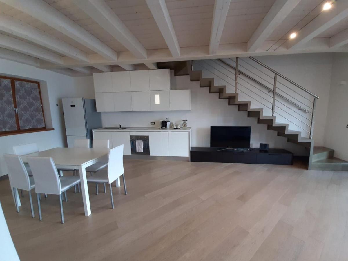 Bmp Apartment Deluxe 1 Jacuzzi Riscaldata Privata Vista Lago Di Garda Brenzone sul Garda Luaran gambar